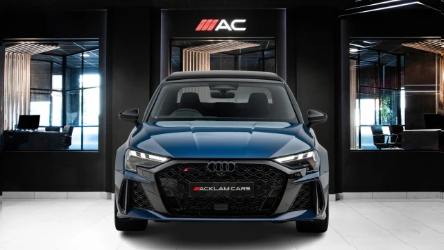 Audi RS3 Image 2
