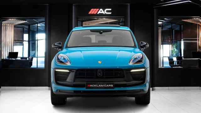 Porsche Macan Image 2