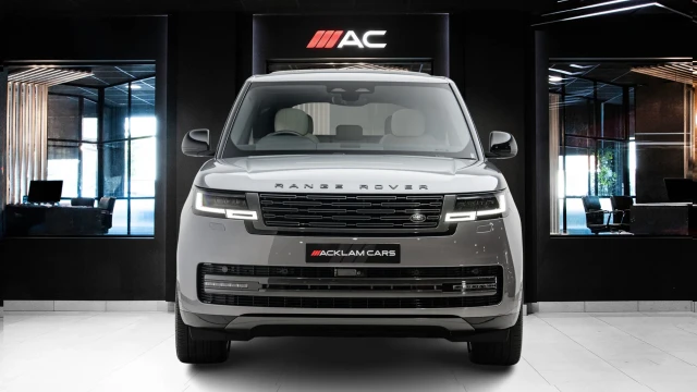Land Rover Range Rover Image 2