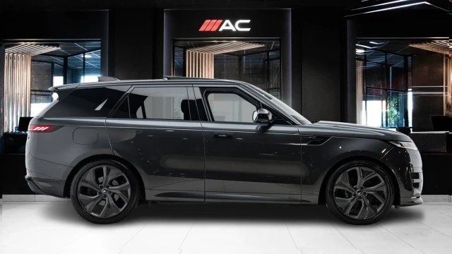 Land Rover Range Rover Sport Image 3