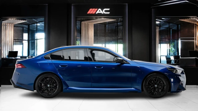BMW M5 Image 3