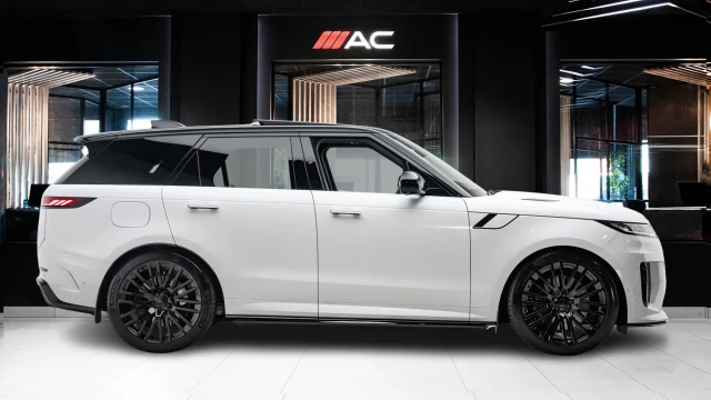 Land Rover Range Rover Sport Image 3
