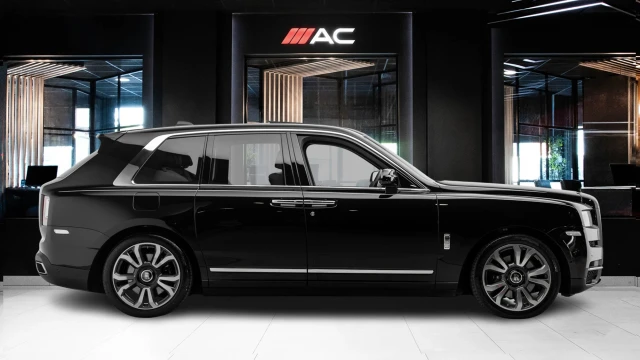 Rolls-Royce Cullinan Image 3
