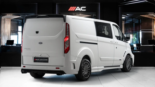 Ford Transit Custom Image 4