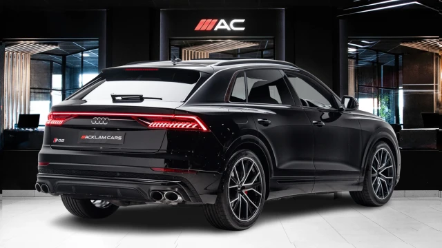 Audi SQ8 Image 4