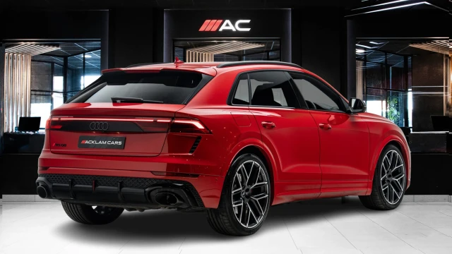 Audi RSQ8 Image 4