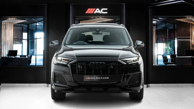 Audi SQ7 Image 6