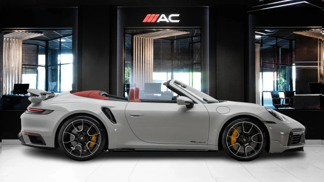 Porsche 911 Image 5