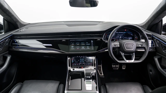 Audi SQ8 Image 5