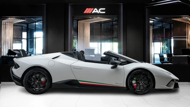 Lamborghini Huracan Image 5