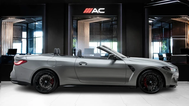 BMW M4 Image 5