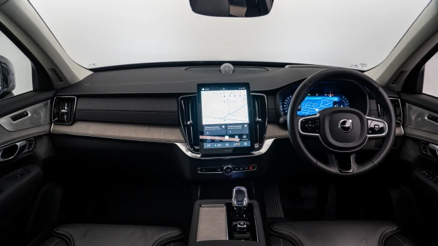 Volvo XC90 Image 5