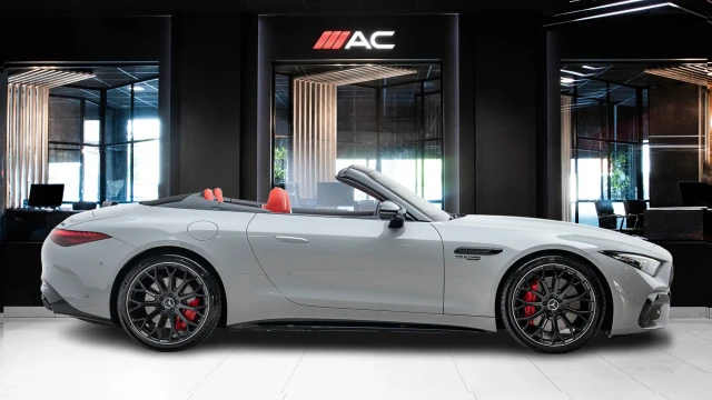 Mercedes-Benz SL Image 5