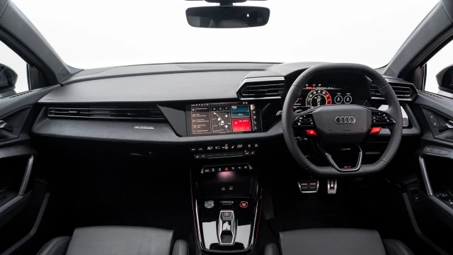 Audi RS3 Image 5