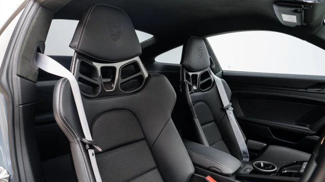 Porsche 911 Image 6