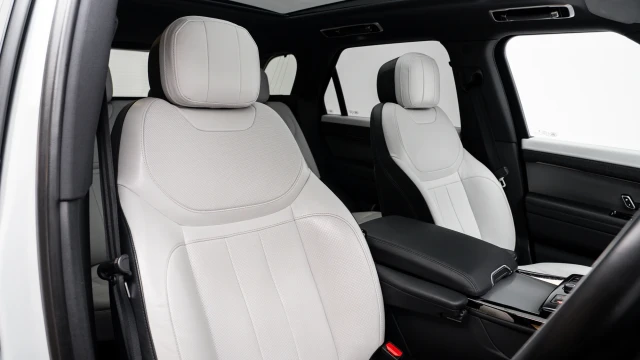 Land Rover Range Rover Sport Image 6