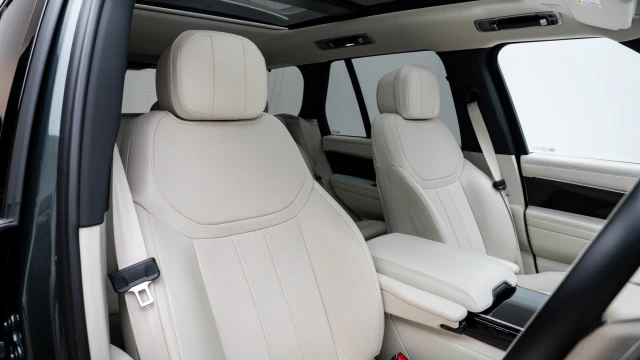 Land Rover Range Rover Image 6