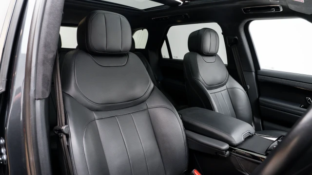 Land Rover Range Rover Sport Image 6