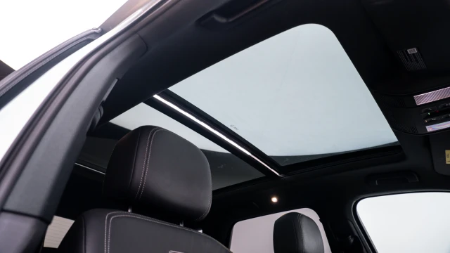 Volkswagen Touareg Image 7