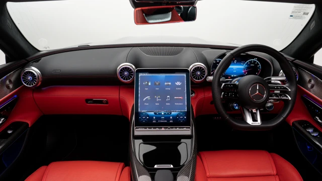 Mercedes-Benz SL Image 7