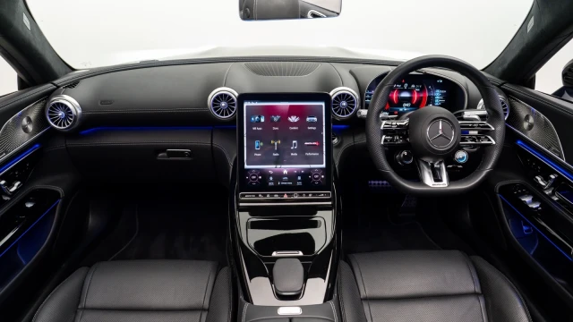 Mercedes-Benz SL Image 8