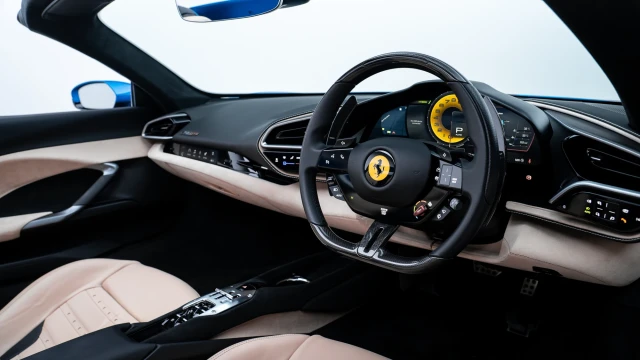 Ferrari 296 GTS Image 7