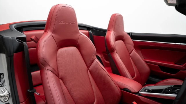 Porsche 911 Image 7