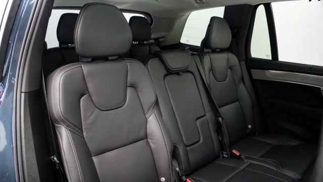 Volvo XC90 Image 8