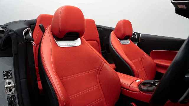 Mercedes-Benz SL Image 8