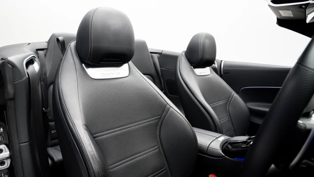 Mercedes-Benz SL Image 7