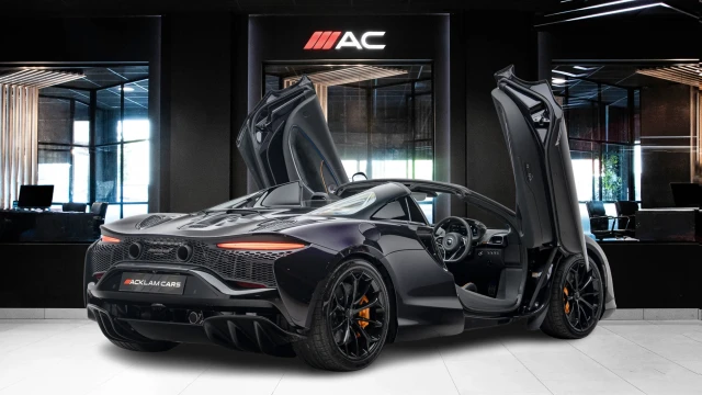 McLaren Artura Image 4