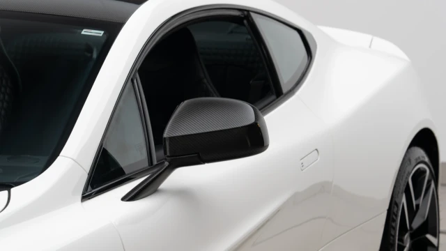 Aston Martin Vanquish Image 7