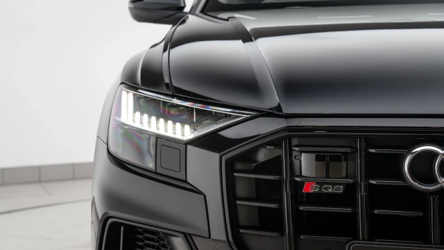 Audi SQ8 Image 8
