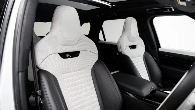 Land Rover Range Rover Sport Image 6