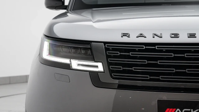 Land Rover Range Rover Image 8
