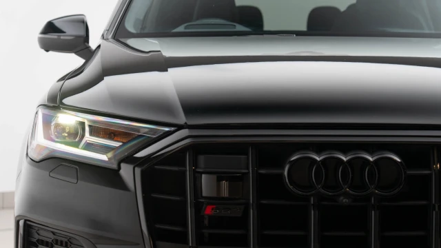 Audi SQ7 Image 7