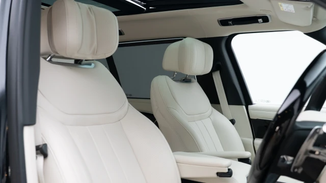 Land Rover Range Rover Image 3