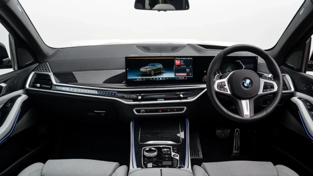 BMW X5 Image 2