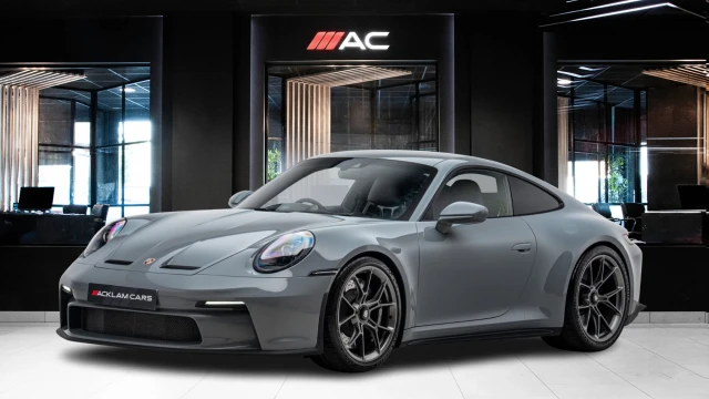 Porsche 911 Image 1