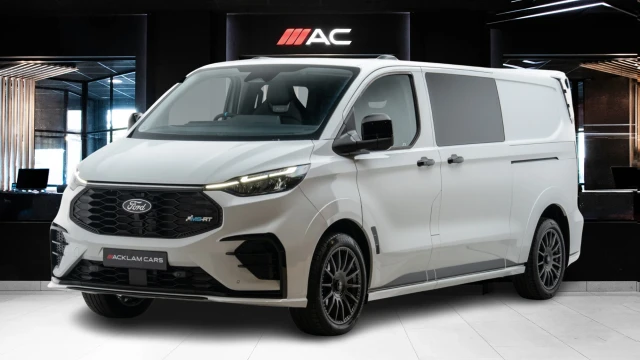 Ford Transit Custom Image 1
