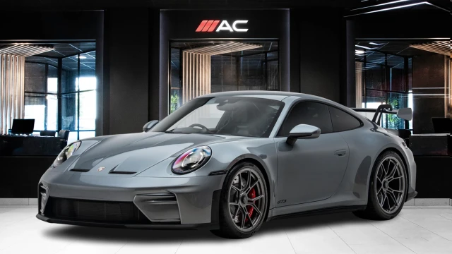Porsche 911 Image 1