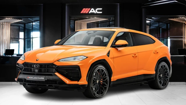 Lamborghini Urus Image 1