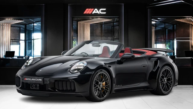 Porsche 911 Image 1