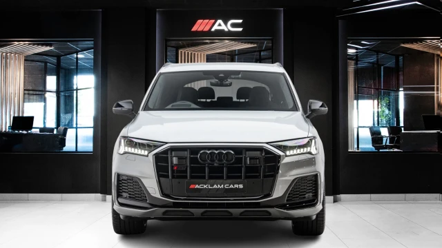Audi SQ7 Image 2