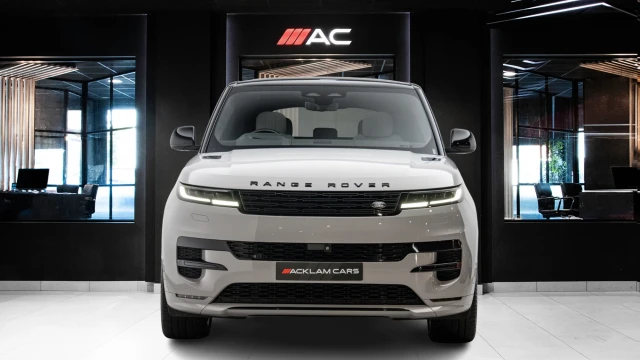 Land Rover Range Rover Sport Image 2