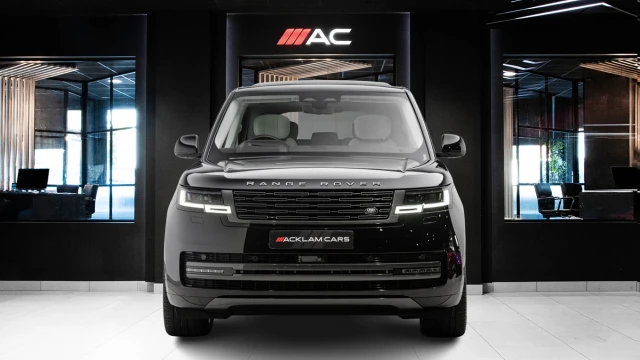 Land Rover Range Rover Image 2