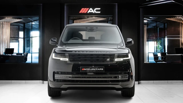 Land Rover Range Rover Image 2