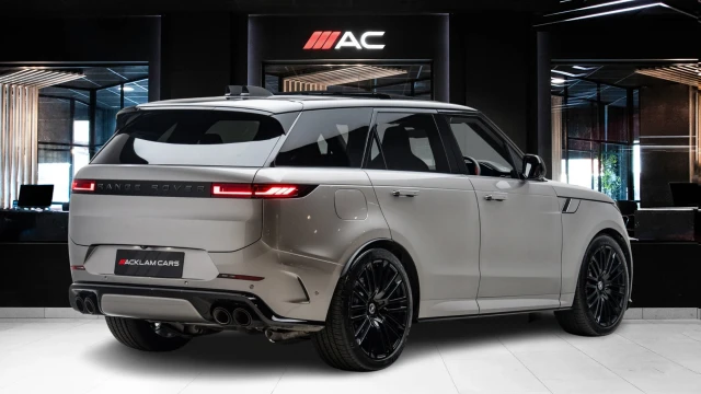 Land Rover Range Rover Sport Image 2