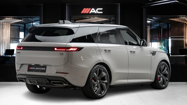 Land Rover Range Rover Sport Image 3