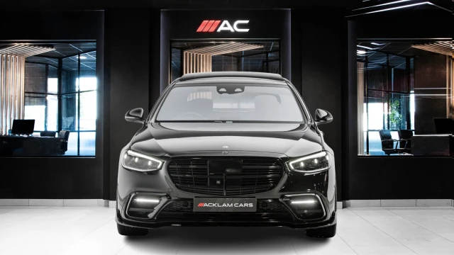Mercedes-Benz S Class Image 2